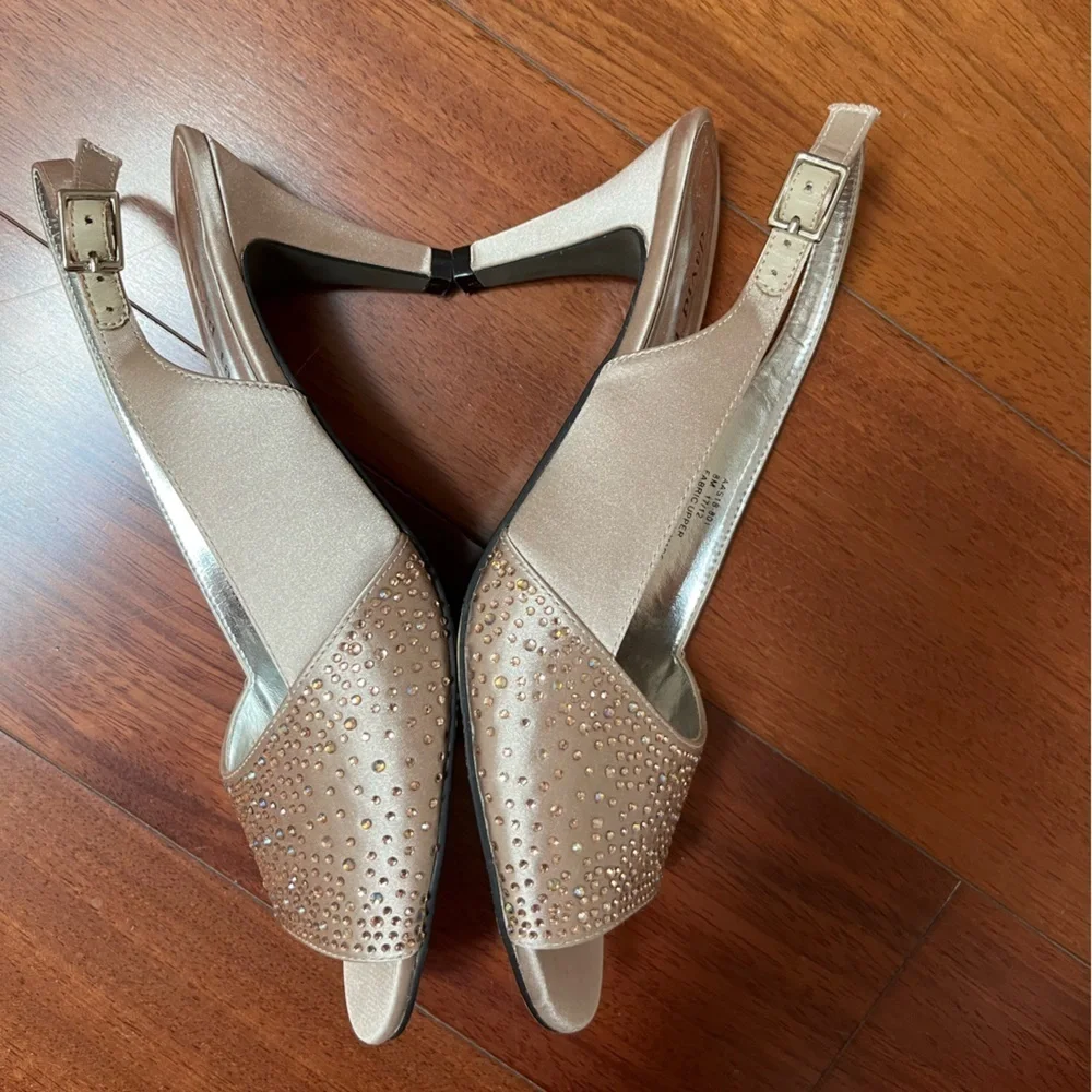 David Tate Champagne Woman’s Sandals Sparkle Low Heel Dress Formal Party Open 8 - Picture 5 of 10